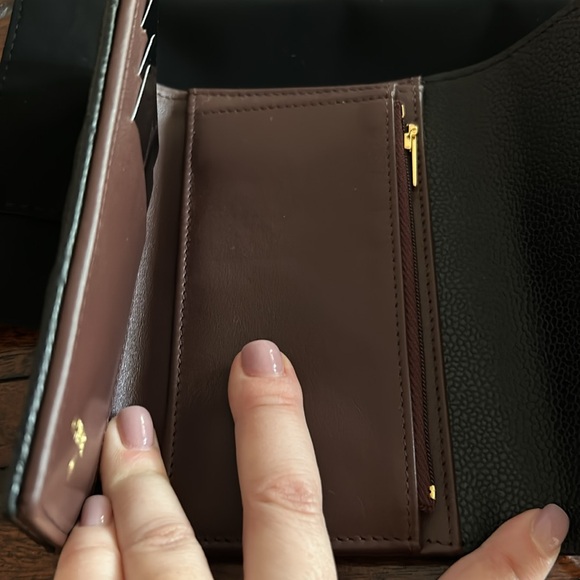 Chanel caviar medium flip wallet in black - Picture 4 of 8